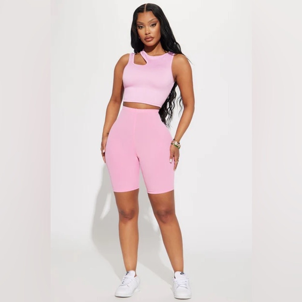 Fashion Nova Pink Biker Shorts Small NWT